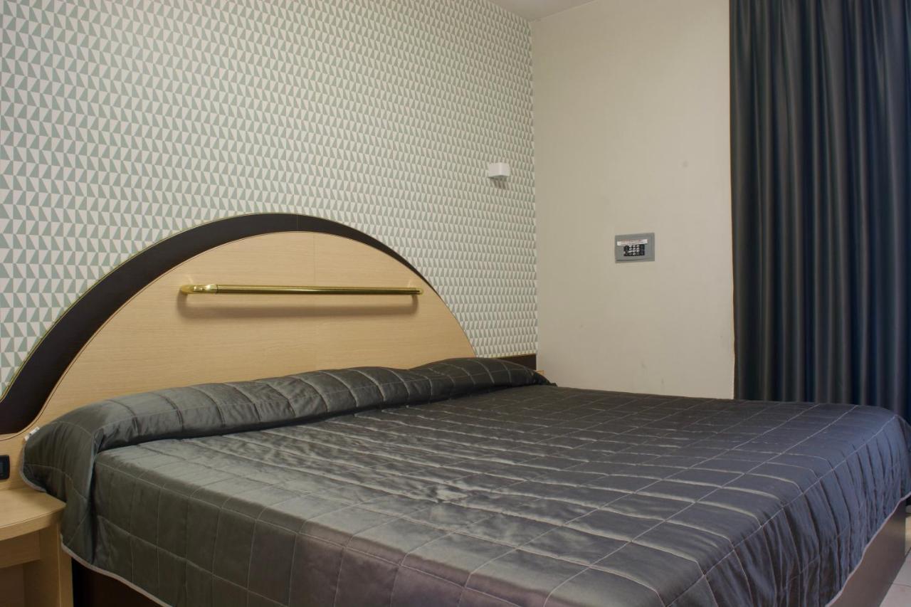 Autosole 2 Hotel Milano Eksteriør billede