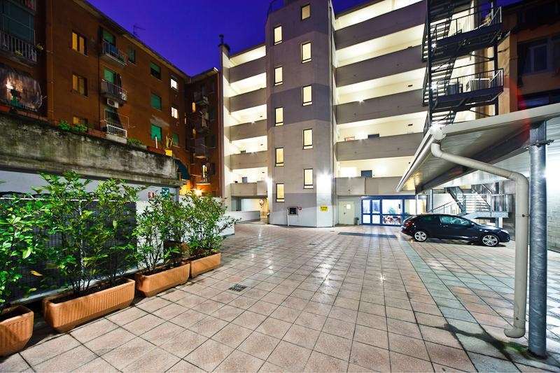 Autosole 2 Hotel Milano Eksteriør billede